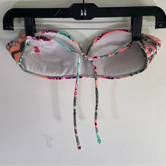 No Boundaries Women’s Bikini Top Size Small - Picture 4 of 5